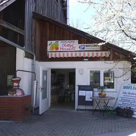 Obst- Und Marschall Apartmán
