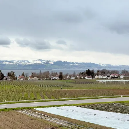 Obst- Und Marschall Apartmán