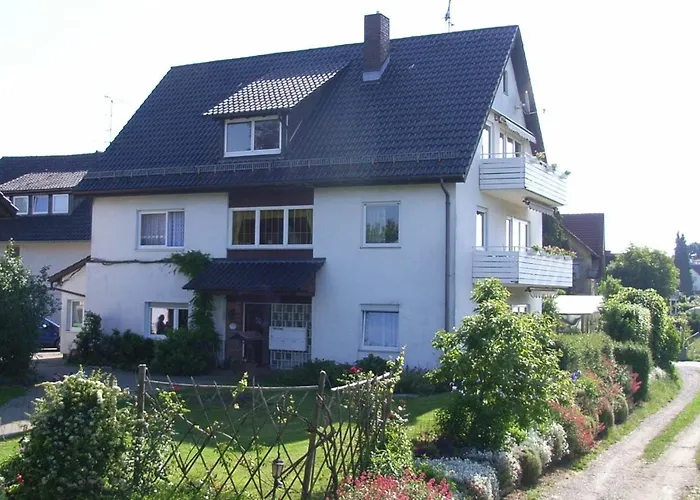 Obst- Und Marschall Apartment *