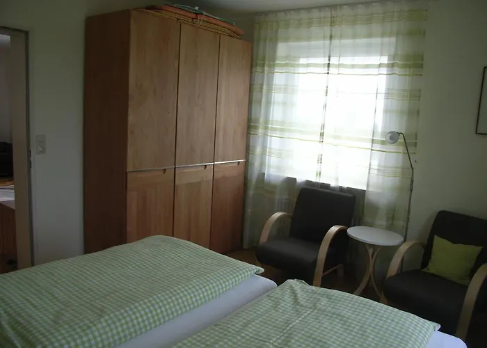 Obst- Und Marschall Apartment