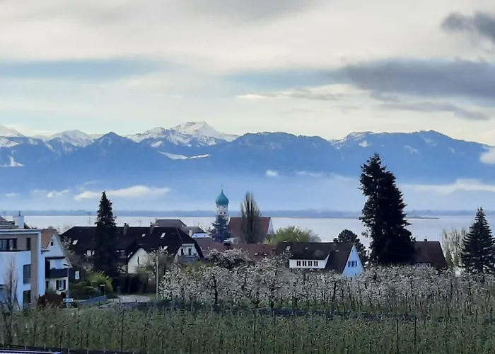 Obst- Und Marschall Lejlighed *