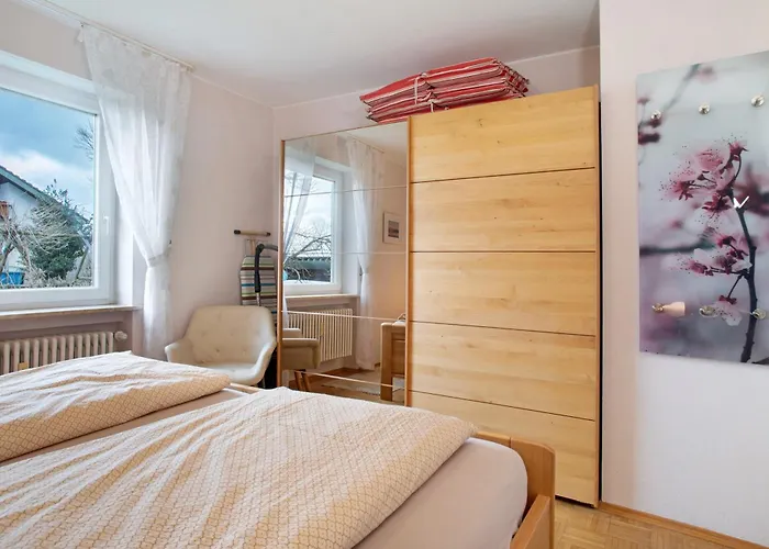 Obst- Und Marschall Apartment