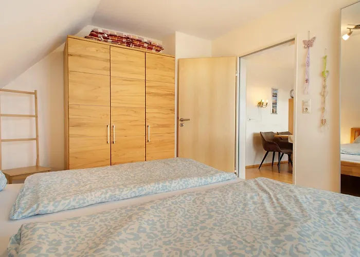 Obst- Und Marschall Apartment