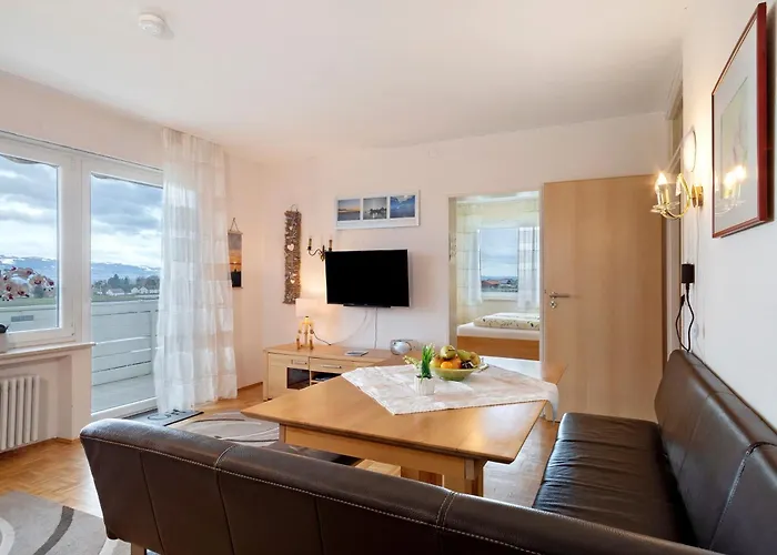 Obst- Und Marschall Apartment