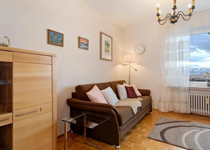Apartment Obst- Und Marschall
